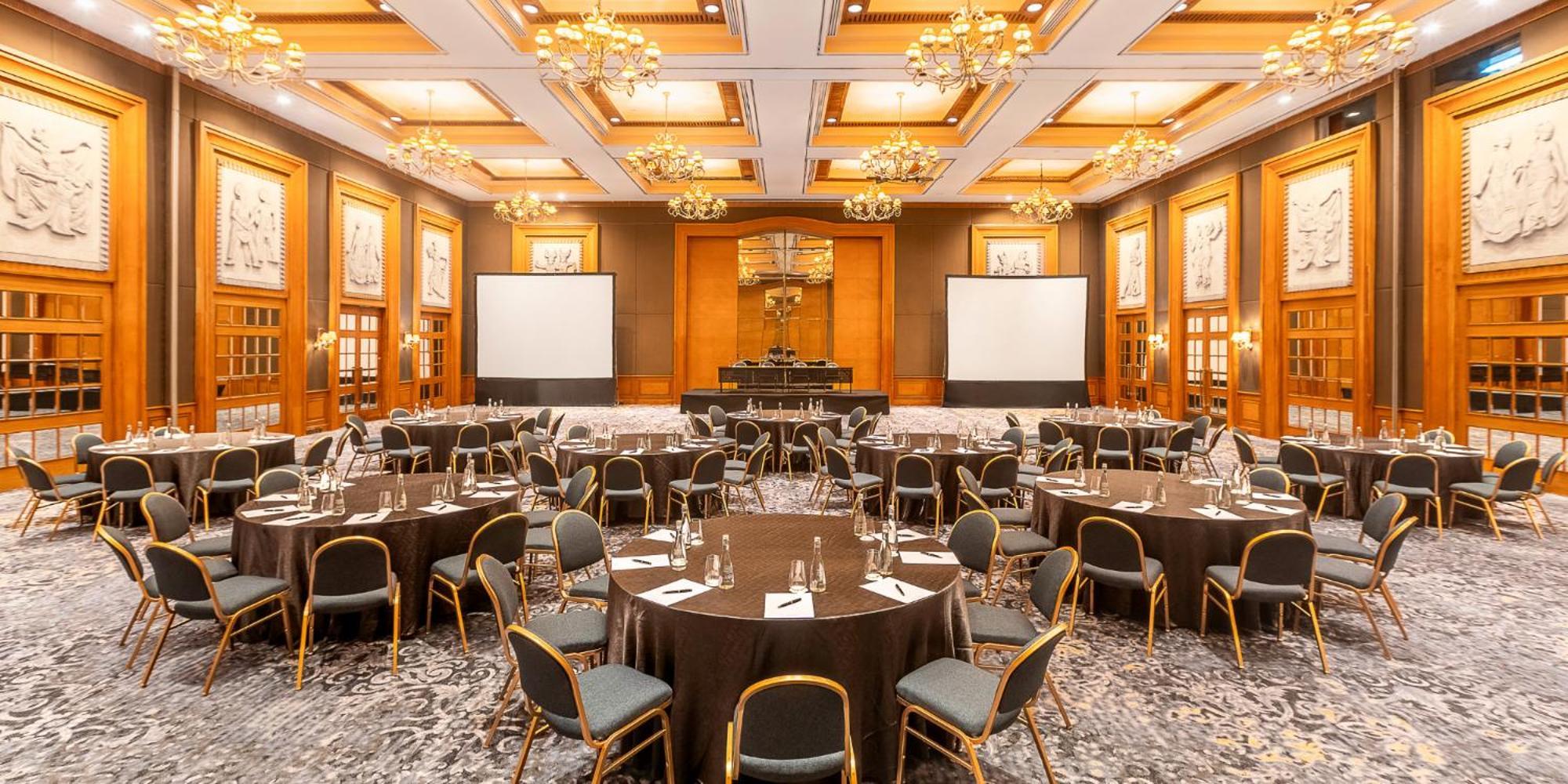 Aryaduta Menteng Hotel