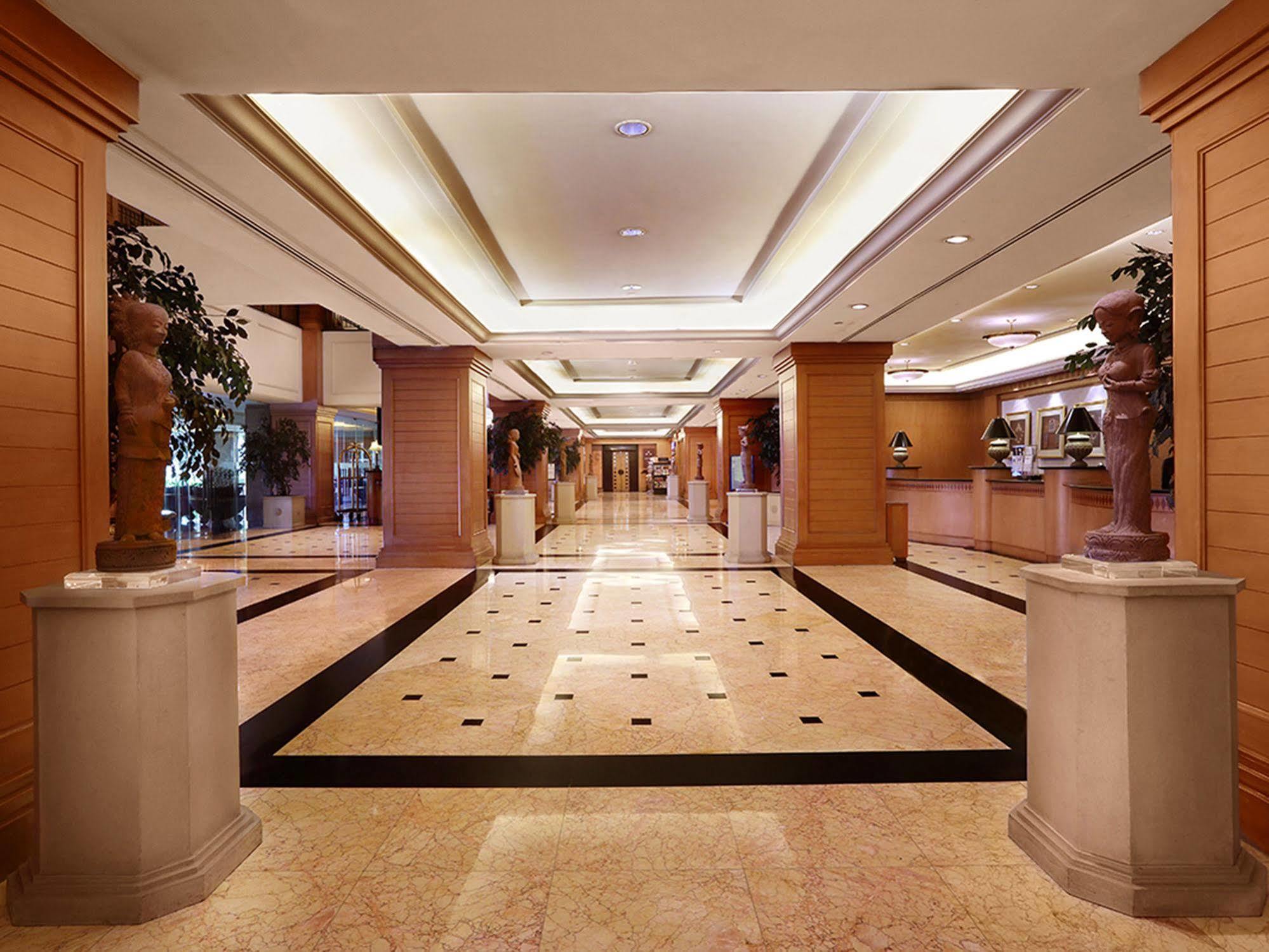 Aryaduta Menteng Hotel 5*