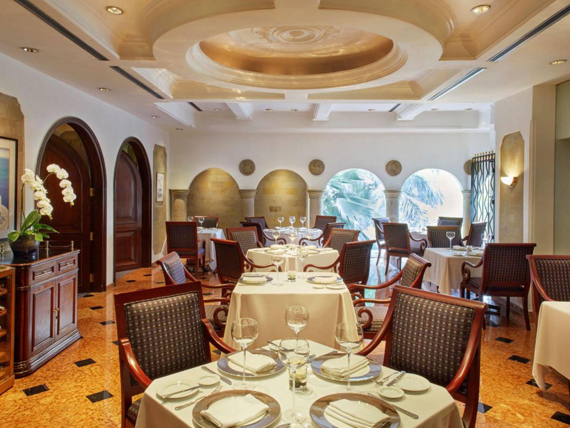 Aryaduta Menteng Hotel 5*